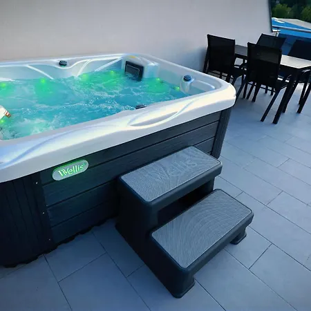 Aquarius Apartmanhotel